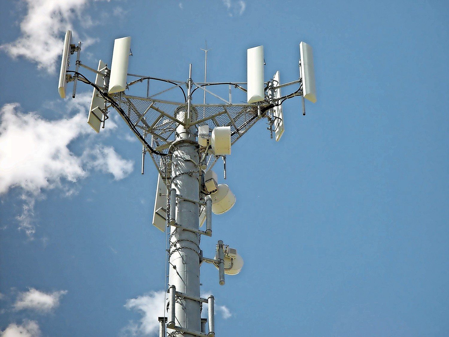 Cell Tower Upgrades Result in Major Energy Savings
