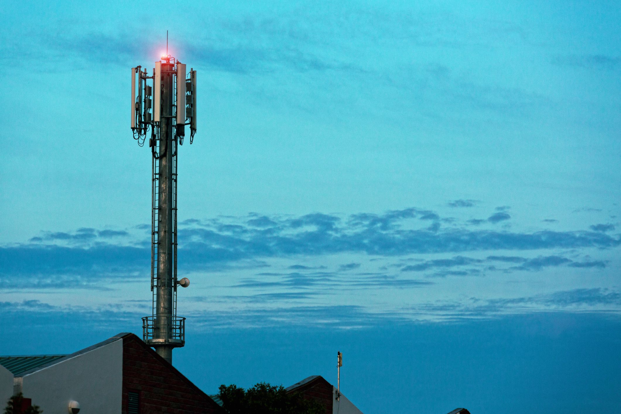 Cell towers could be a major source of energy for cities