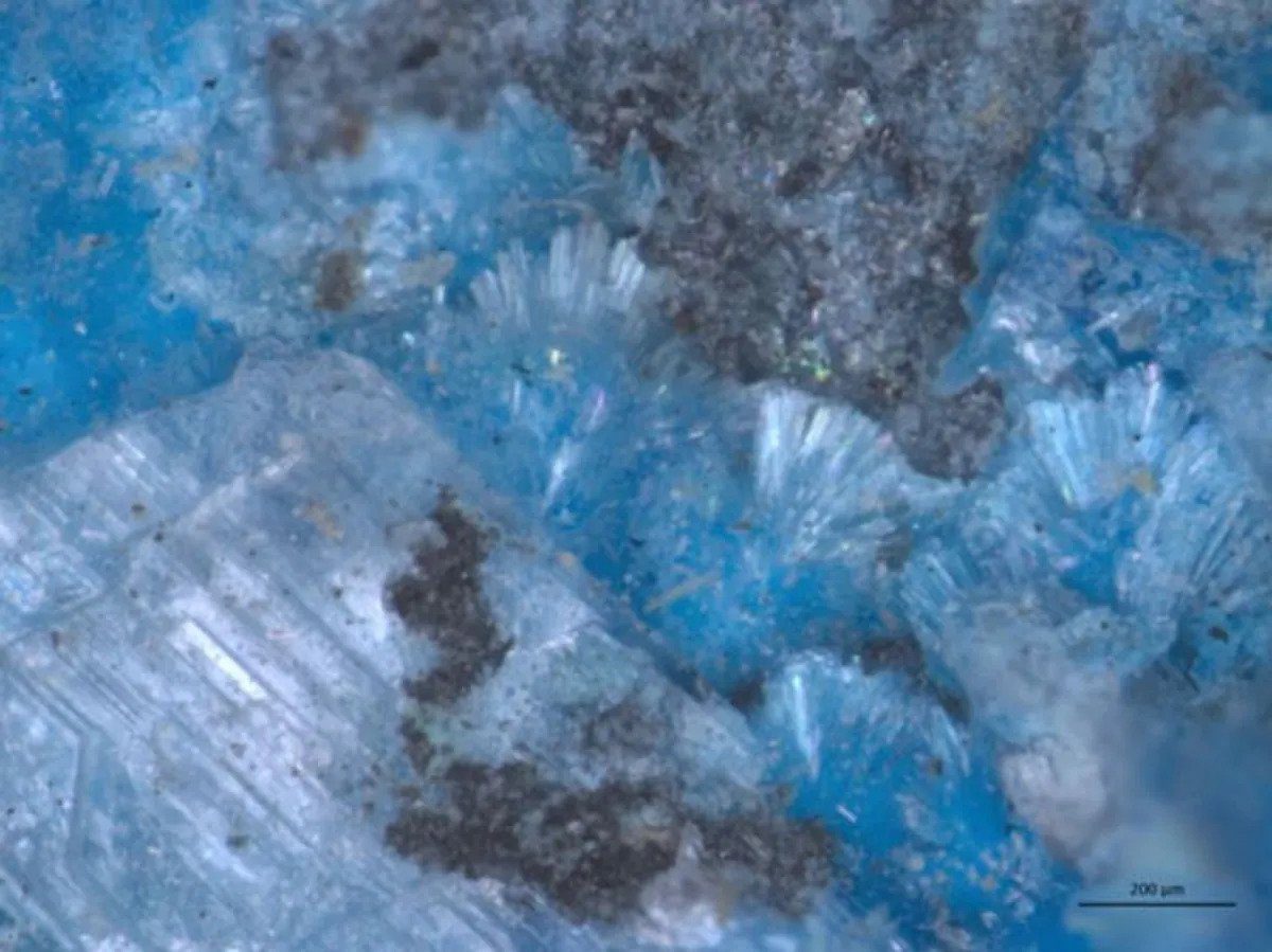 Blue crystal minerals