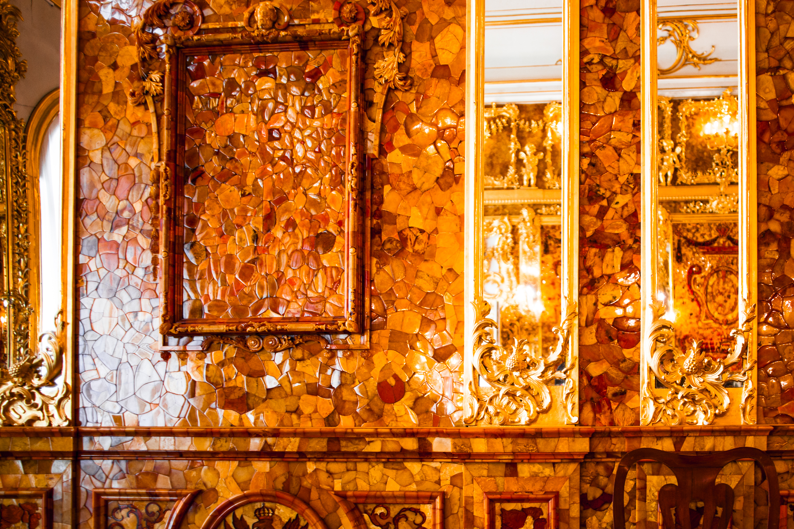 mosaics of amber in the Amber Room reconstruction