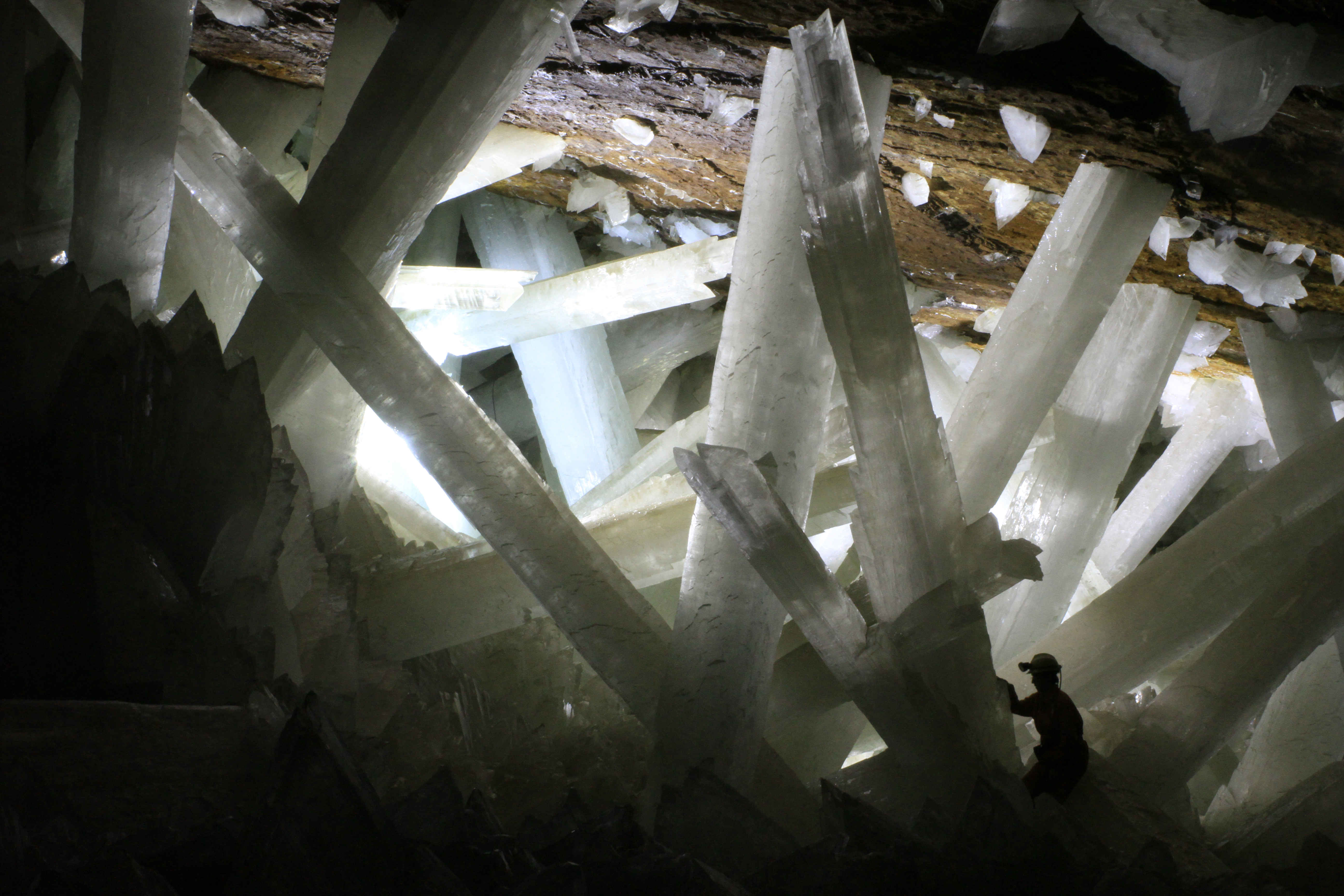 Picture of the giant gypsum crystals of the Cave of the Crystals.