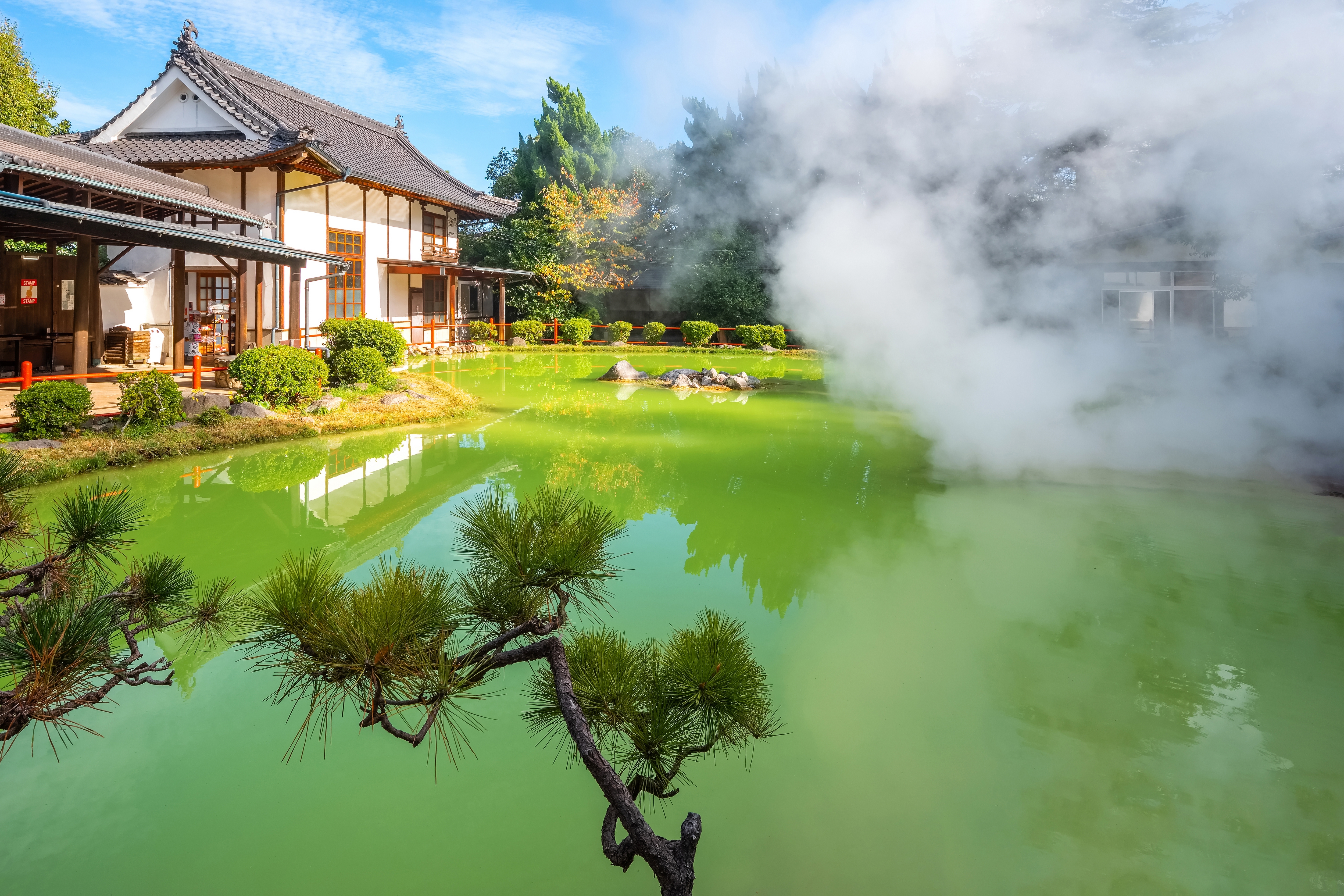 hiraike Jigoku hot spring