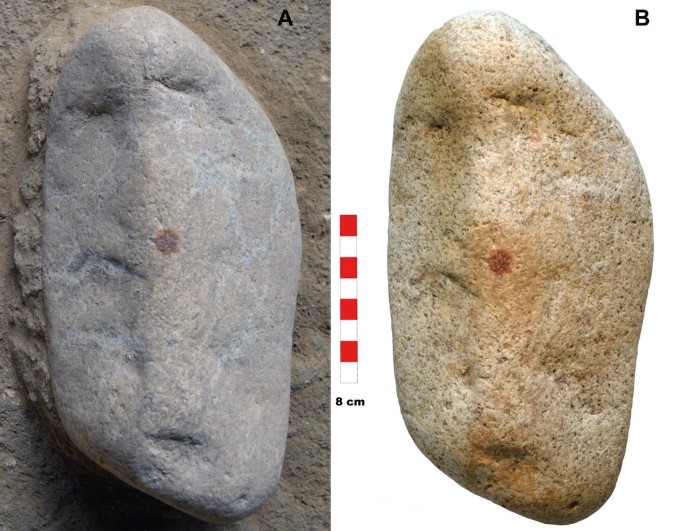 Pebble with Neanderthal fingerprint