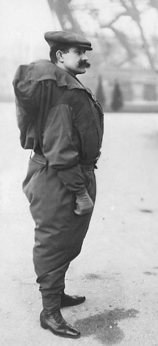 Franz Reichelt in his wingsuit parachute, Paris, 1912 Franz Reichelt in his wingsuit parachute, Paris, 1912