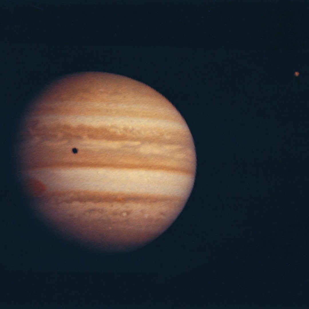 Humanity's first close-up look at Jupiter, as seen by Pioneer 10. Humanity's first close-up look at Jupiter, as seen by Pioneer 10.