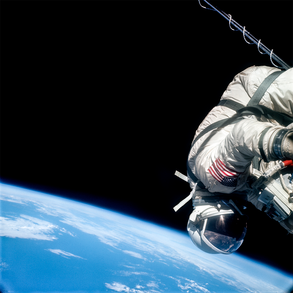 Buzz Aldrin clinging to his spacecraft Buzz Aldrin clinging to his spacecraft